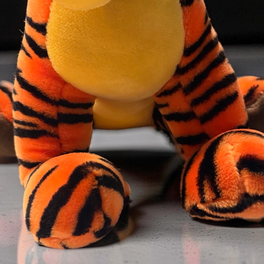 80s Vintage Disney Parks Exclusive Tigger Plush 16” Black Orange Disney World - Picture 9 of 16